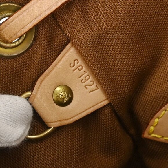 Louis Vuitton Monogram Montsouris MM Backpack - Picture 10 of 10